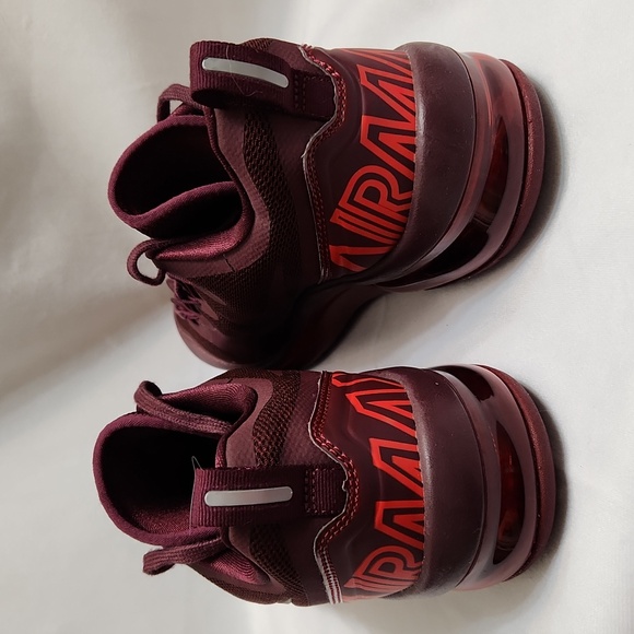 Nike Air Max Fury Burgundy Running Sneakers (M Size 9) - Picture 7 of 11